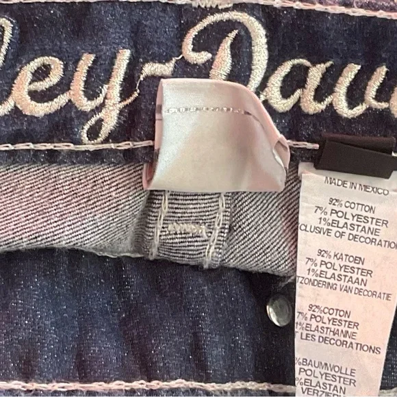 Harley Davidson Womens Angel Wings, blingy, Bootcut Jeans - EUC - Picture 10 of 12